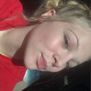 Meet your Posher, Raelyn